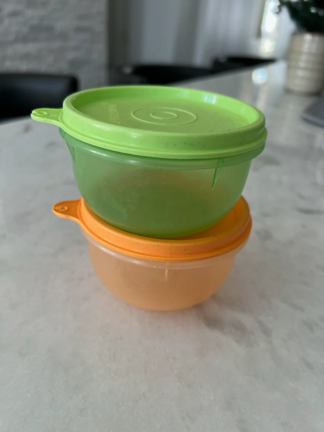 Tupperware Small Containers (2) - photo 3