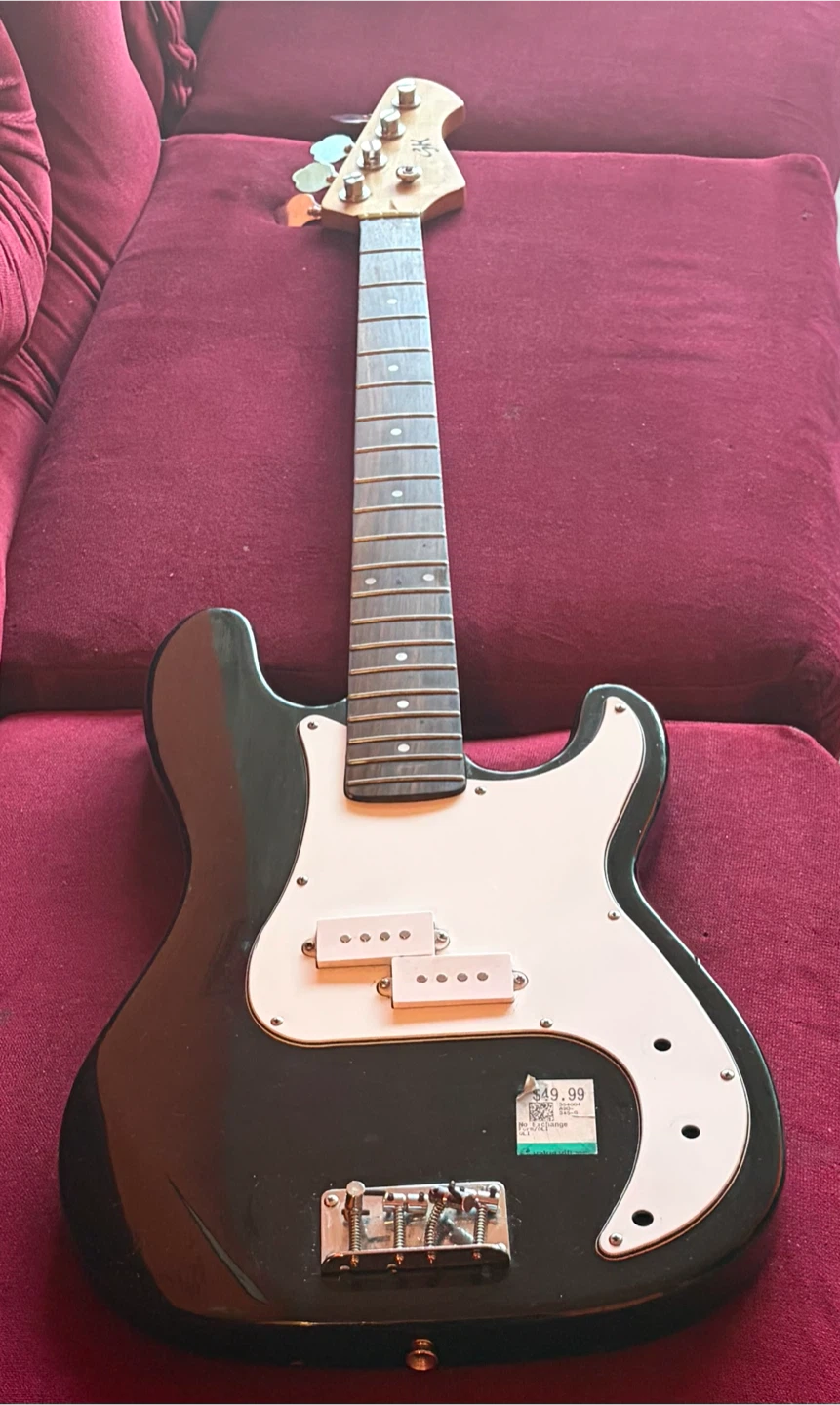 Black Bass Guitar