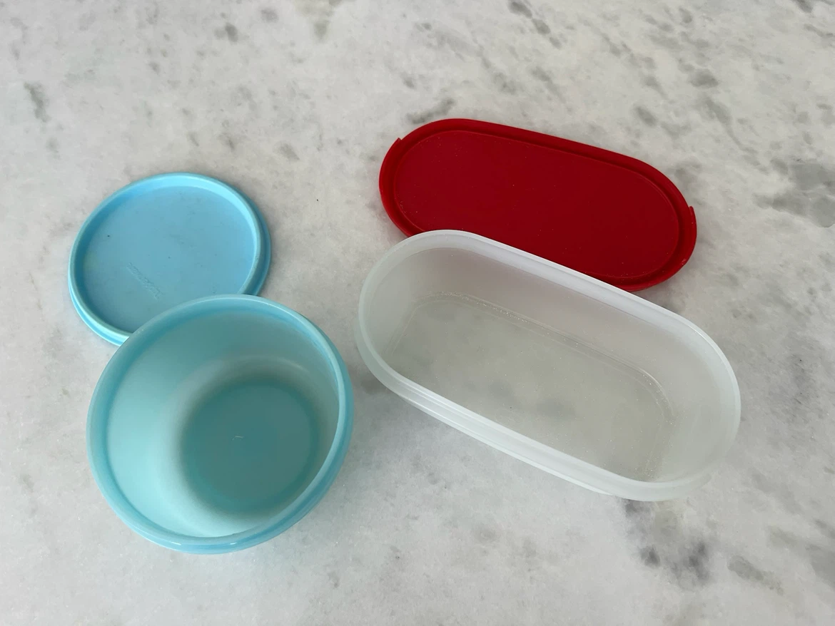 Tupperware Round Container & Oval Container - photo 2