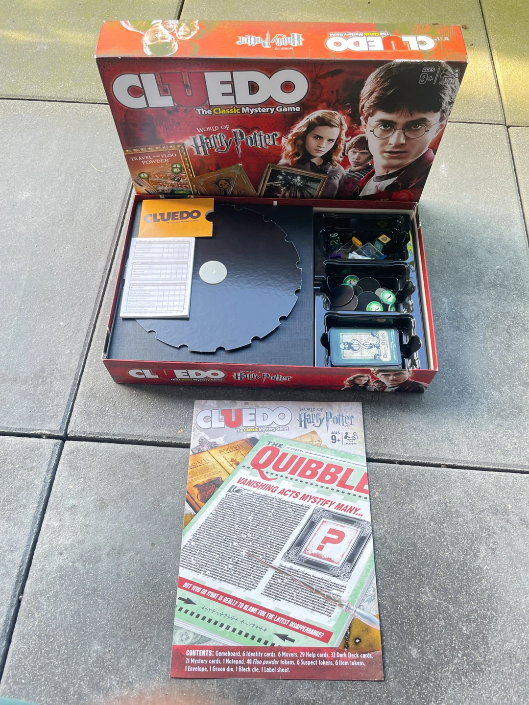 Clue World of Harry Potter - Classic Mystery Game - photo 3