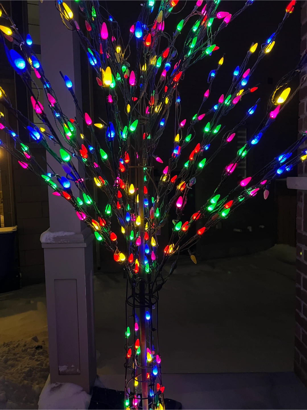 Colourful LED Light-Up Tree Decoration - photo 4