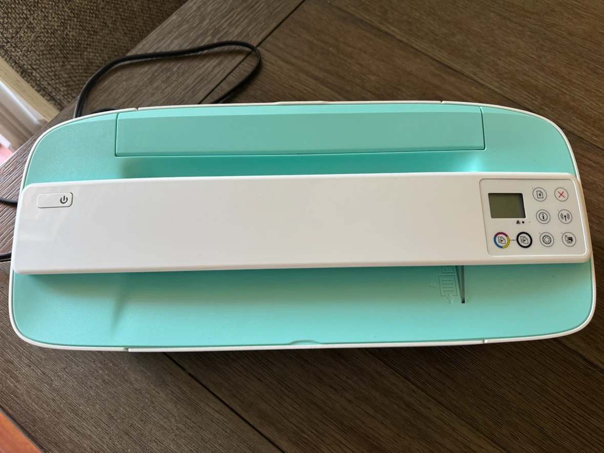HP DeskJet 3755 All-in-One Printer - photo 2