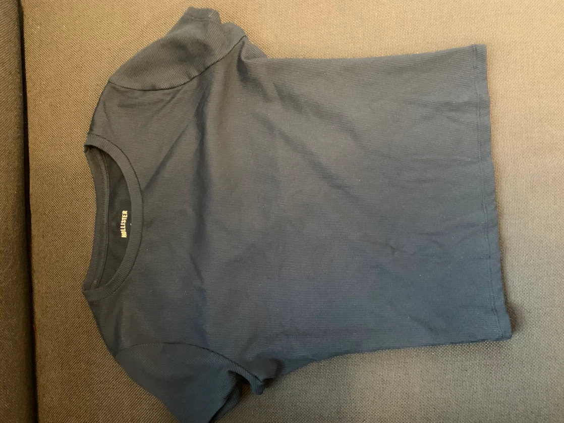 Hollister Ribbed T-Shirt - Navy Blue