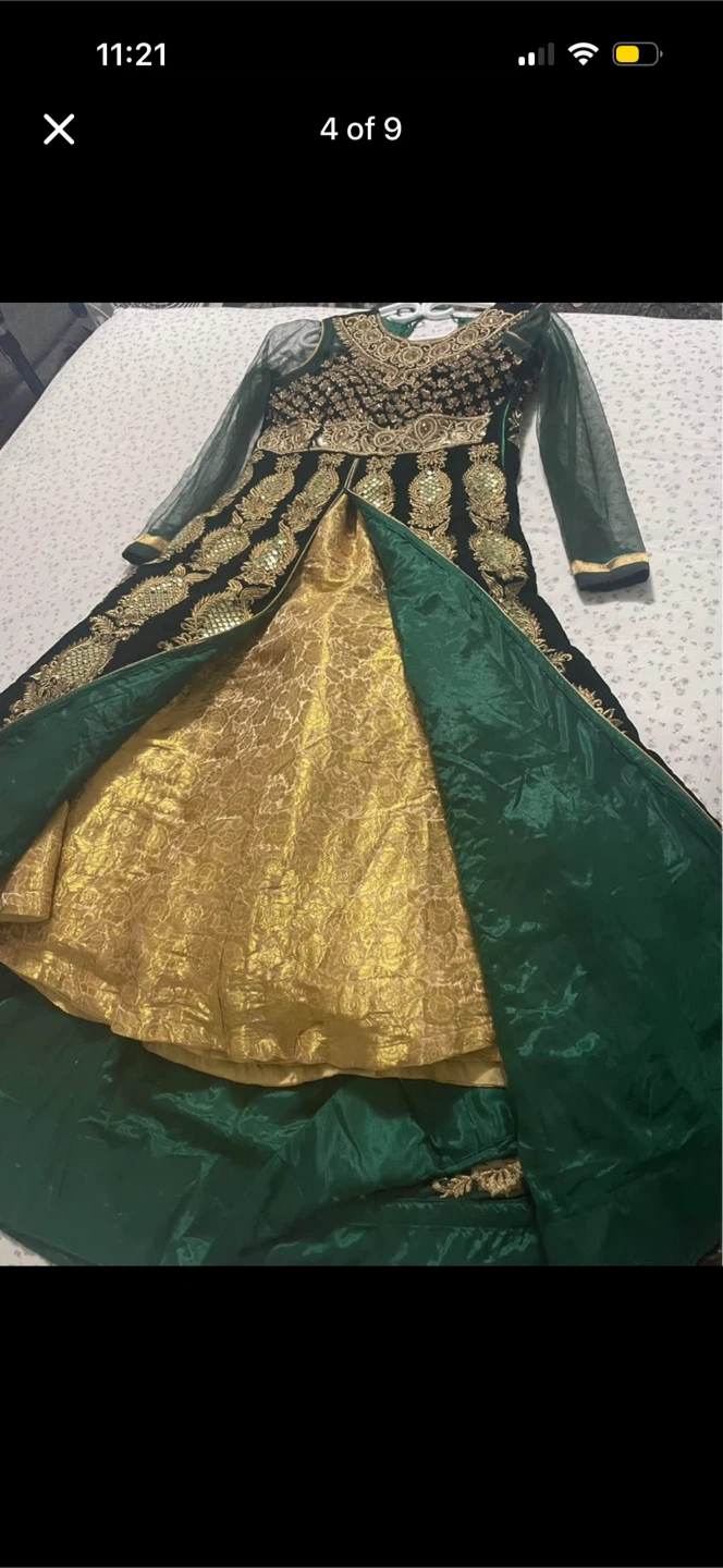 Green and Gold Embroidered heavy Dress - photo 4