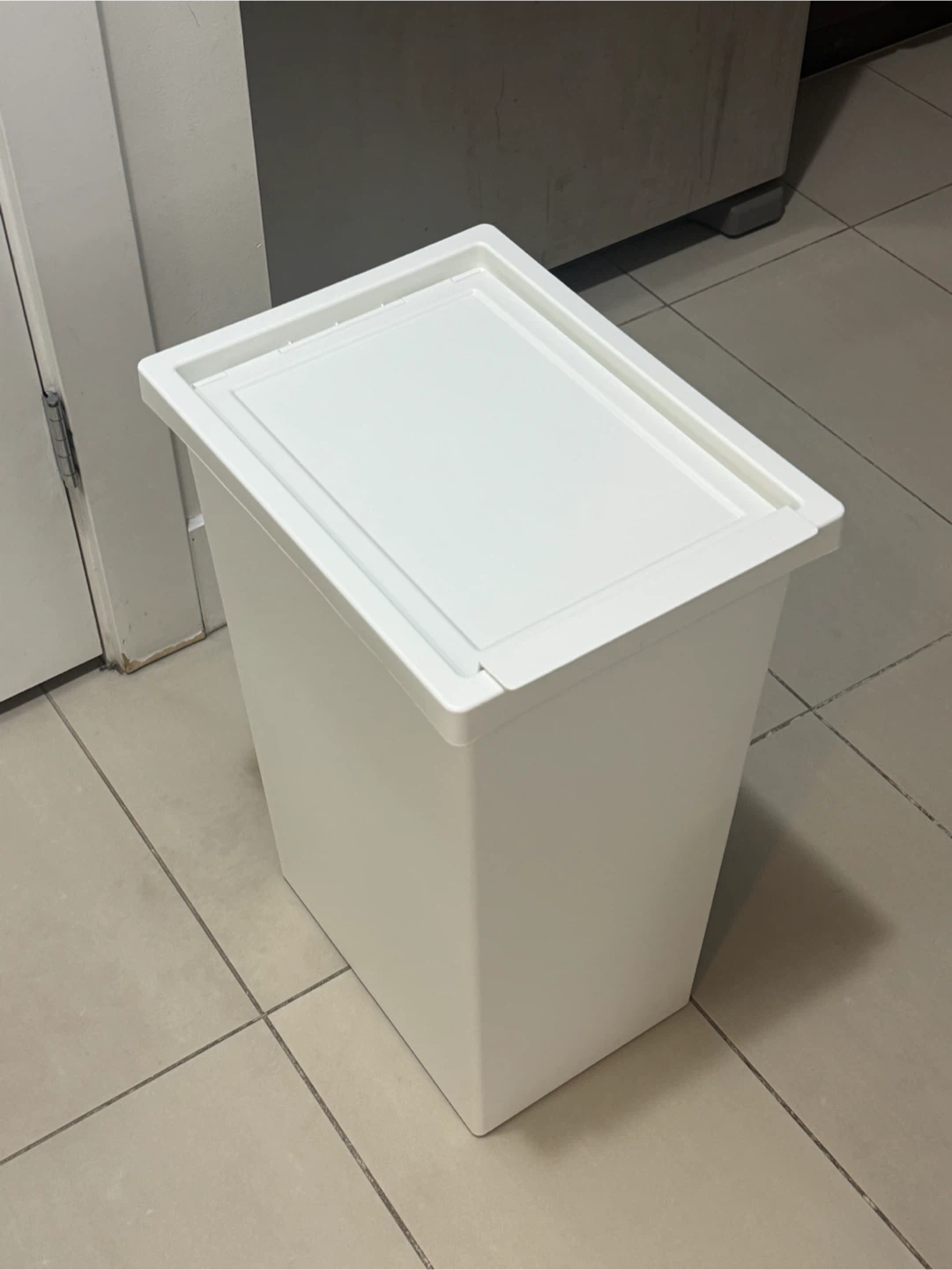 IKEA FILUR Bin with Lid - White, 42L