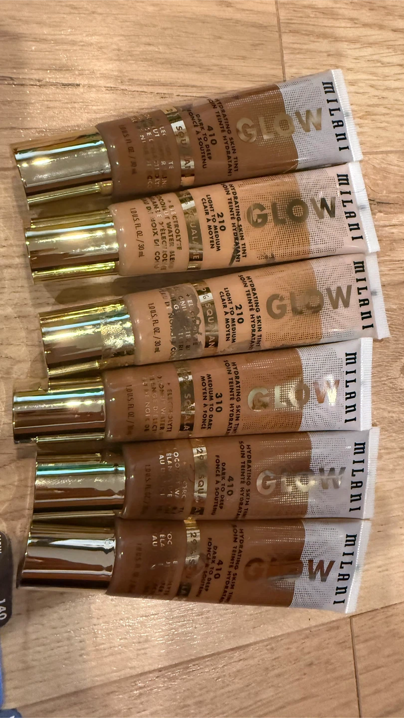 Milani Glow Hydrating Skin Tint Foundation