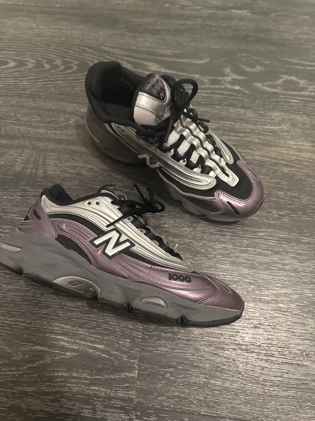 New Balance 1000 Women's Shoes