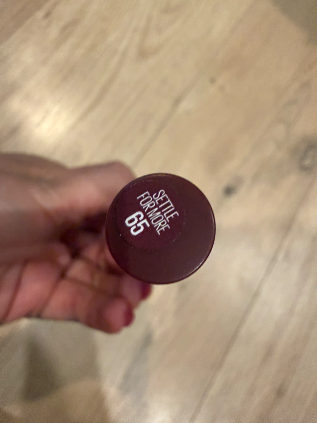 Maybelline lipstick - photo 2