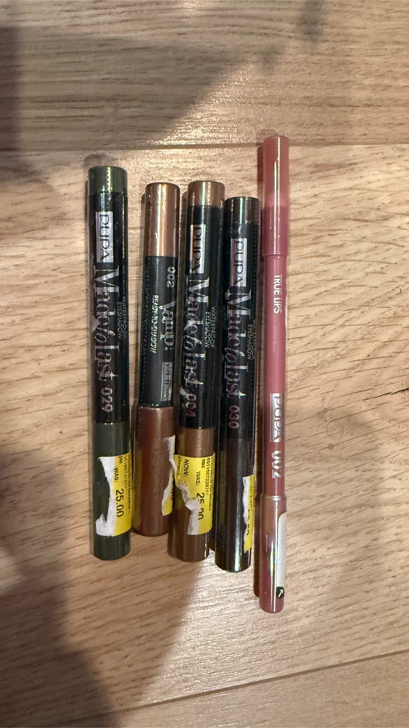 Pupa Vamp! Waterproof Eyeshadow Sticks & Lip Liner