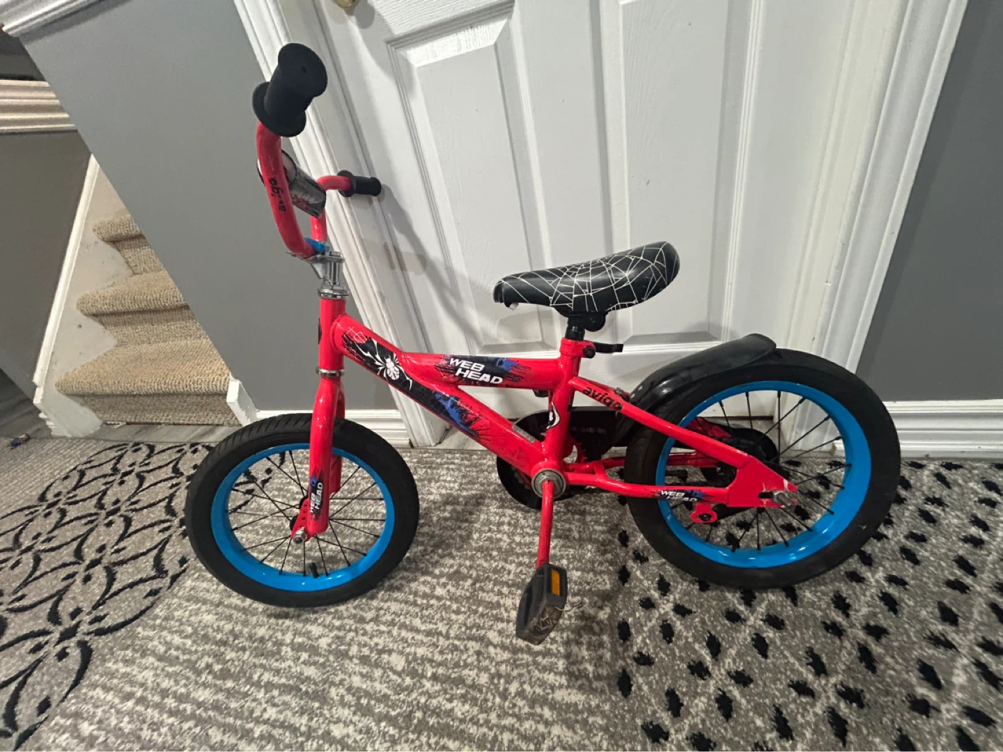 Red Spider-Man Web Head Kids Bike