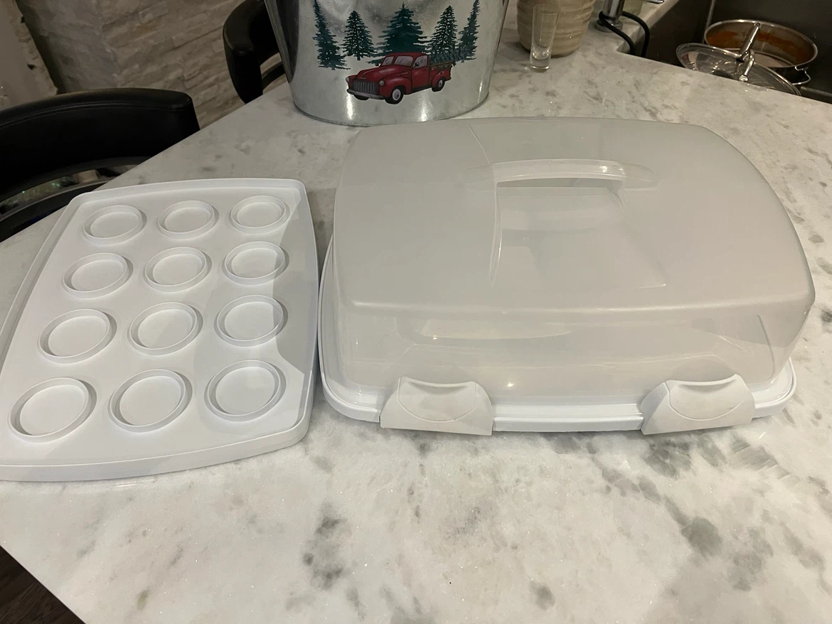 Cupcake & Cake Carrier with Lid and Insert - photo 4