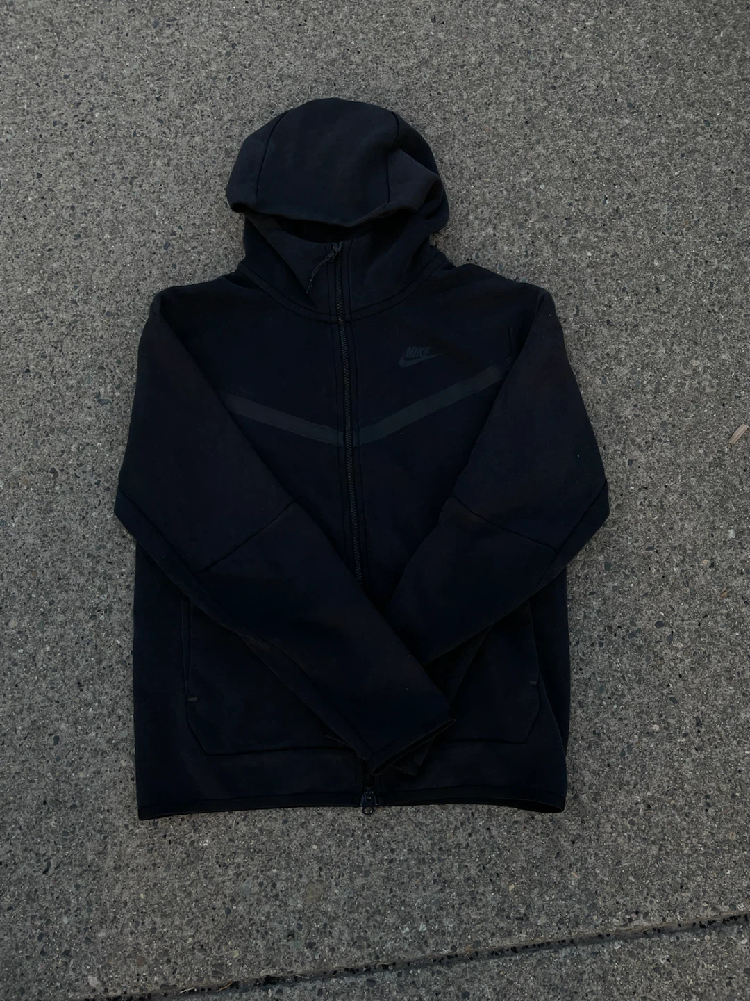 Nike Tech Fleece Full-Zip hoodie (older model)
