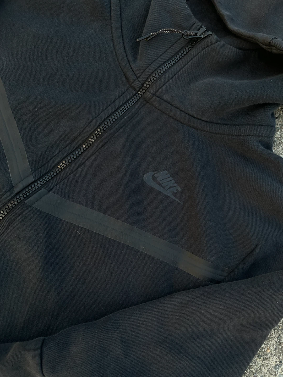 Nike Tech Fleece Full-Zip hoodie (older model) - photo 2