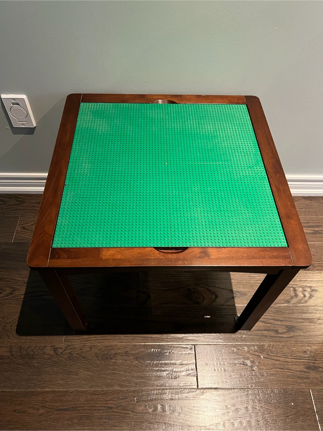 LEGO Play Table (Two Sided Reversible) - photo 3
