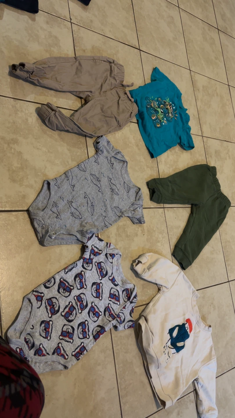 Boys' Clothing Bundle - photo 4