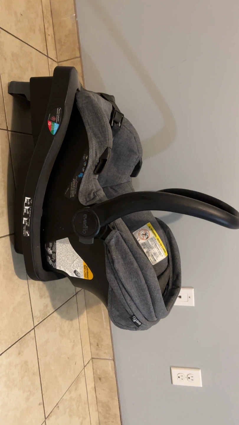 Evenflo Infant Car Seat with Base