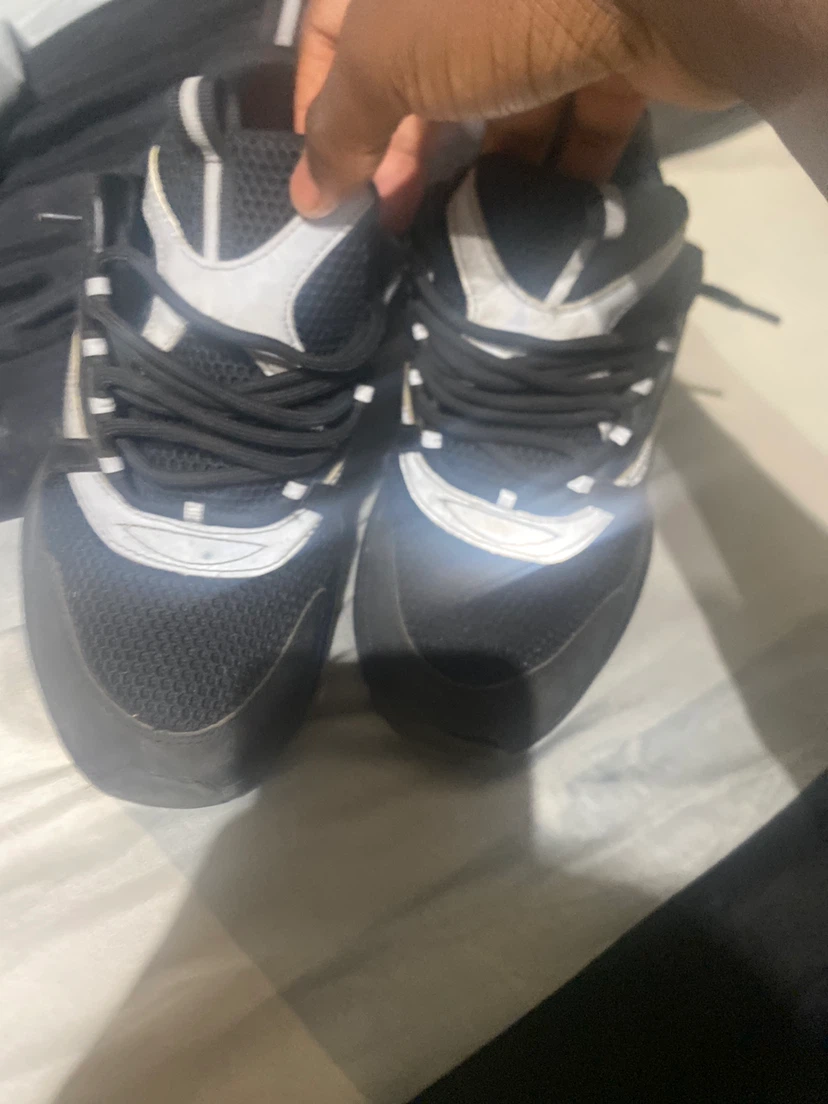DIOR B22 Sneakers