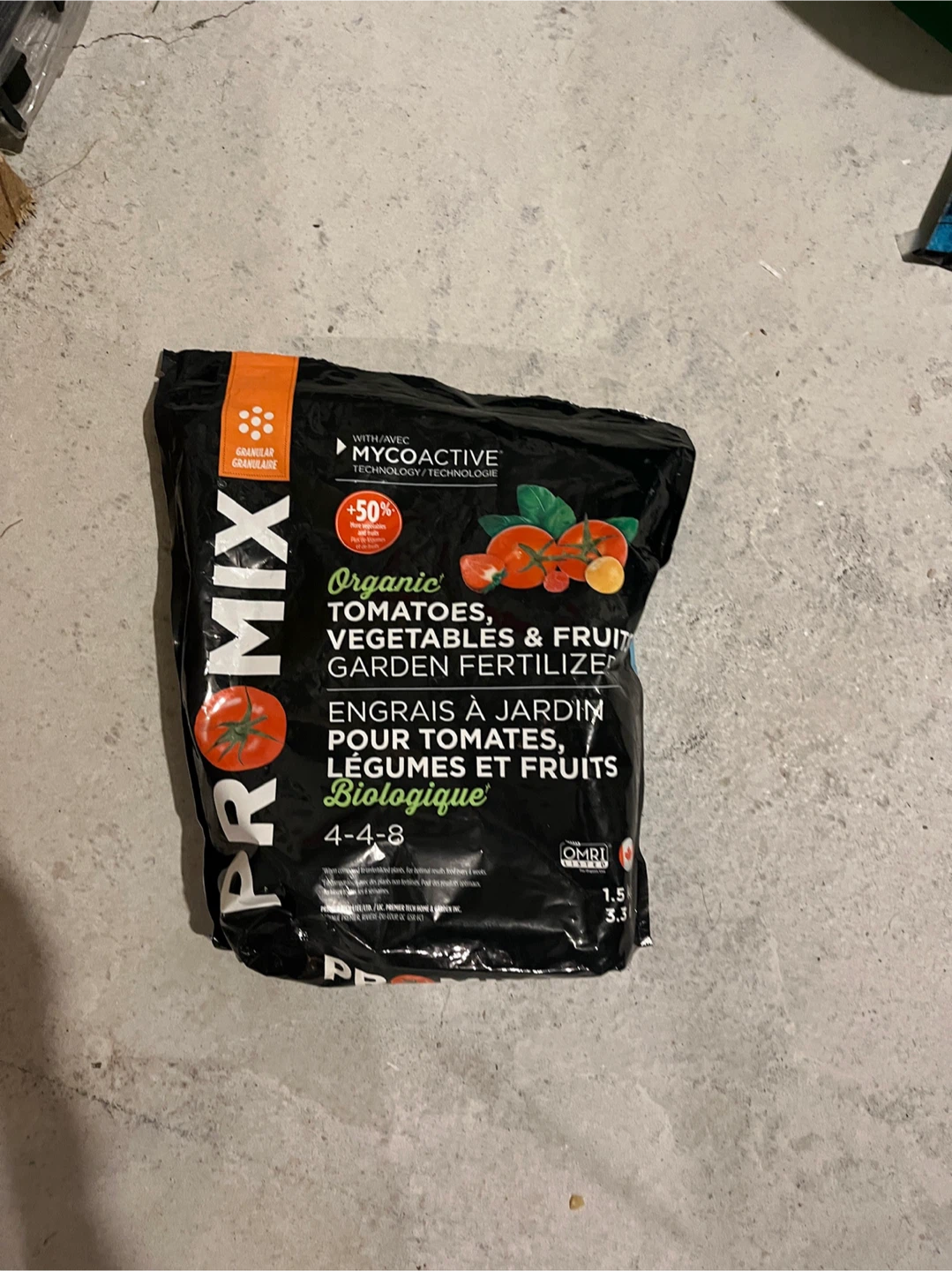 Pro-Mix Organic Tomatoes, Vegetables & Fruit Garden Fertilizer