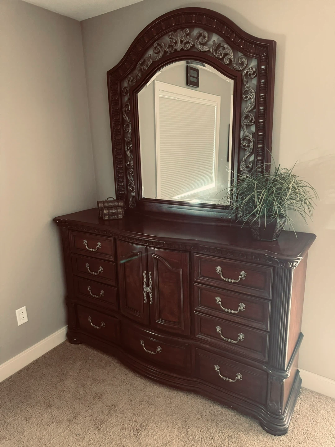 Dark Wood Bedroom Set with Bed Frame, Dresser and Nightstand - photo 4