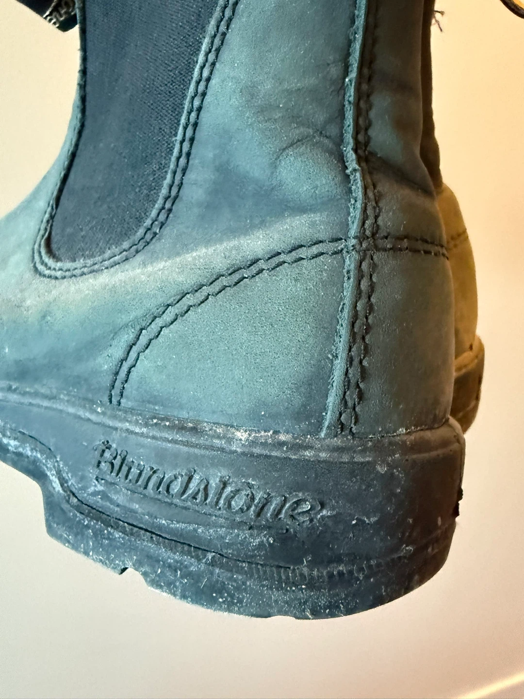 Blundstone Chelsea Boots US 7 (size 4.5) - photo 2