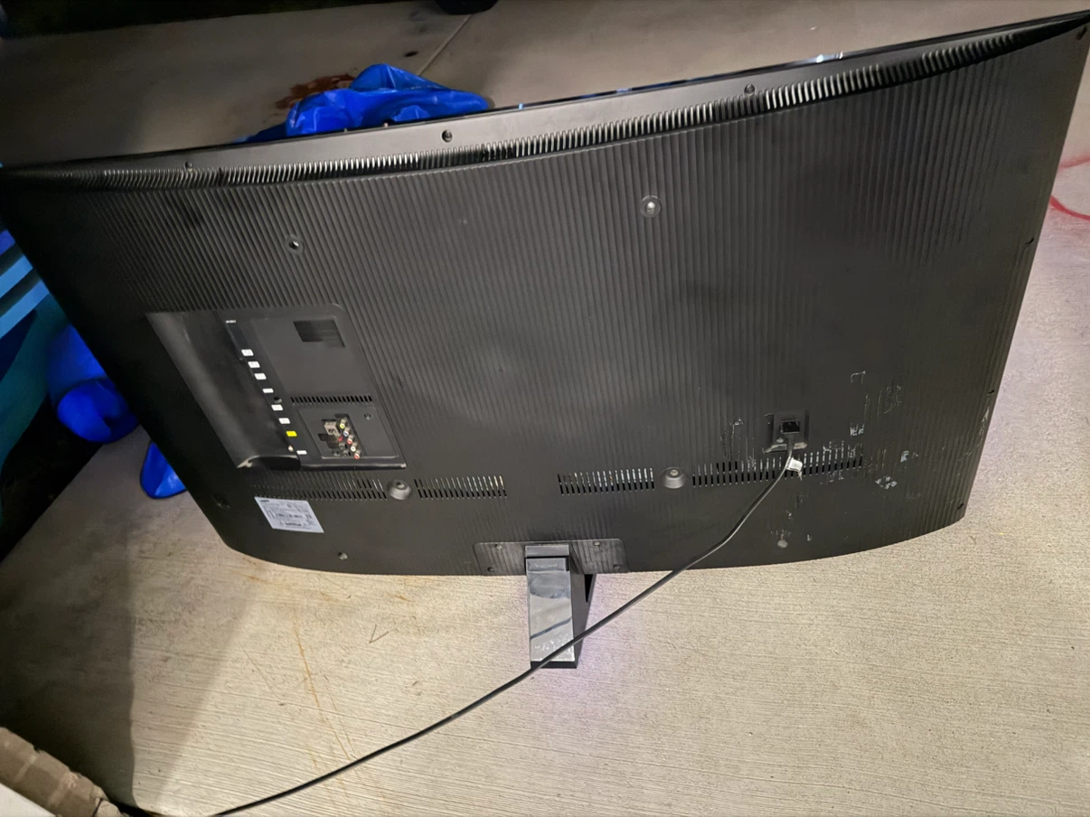 Samsung 55" Curved Smart TV - SEND OFFERS - photo 2