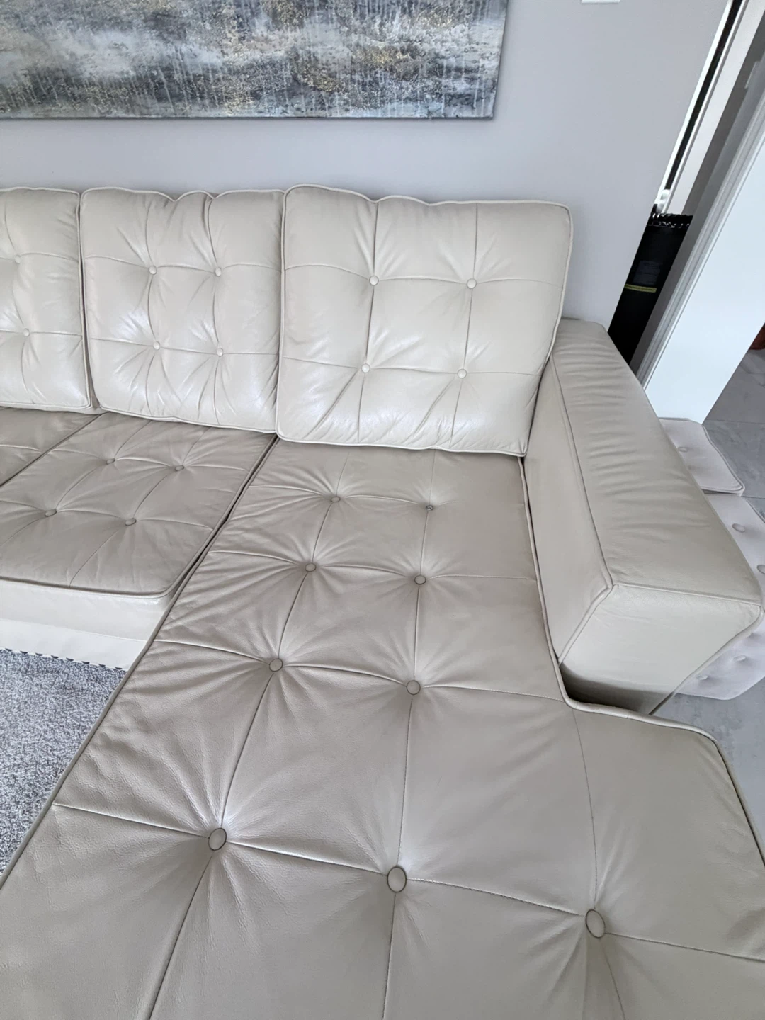 Cream Leather Tufted Sectional Sofa - photo 3