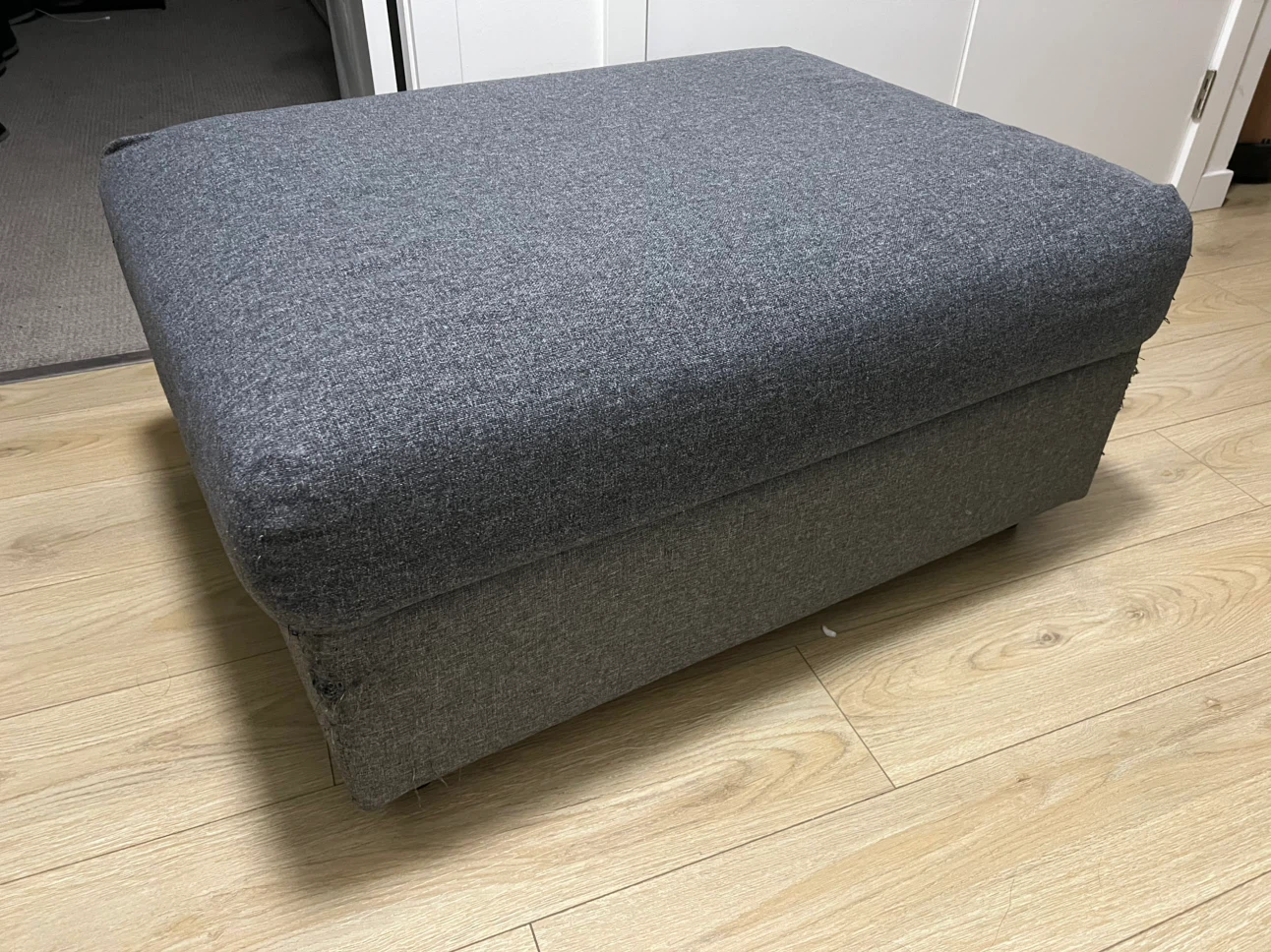 IKEA Finnala. Footstool with storage, Gunnared medium gray - photo 3