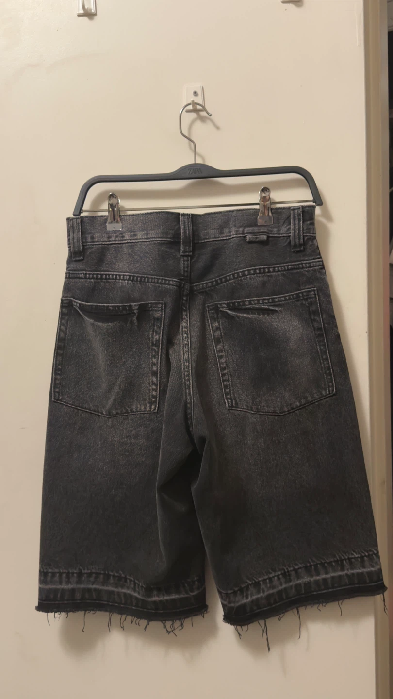 ZARA Men's Black baggy jorts - photo 2