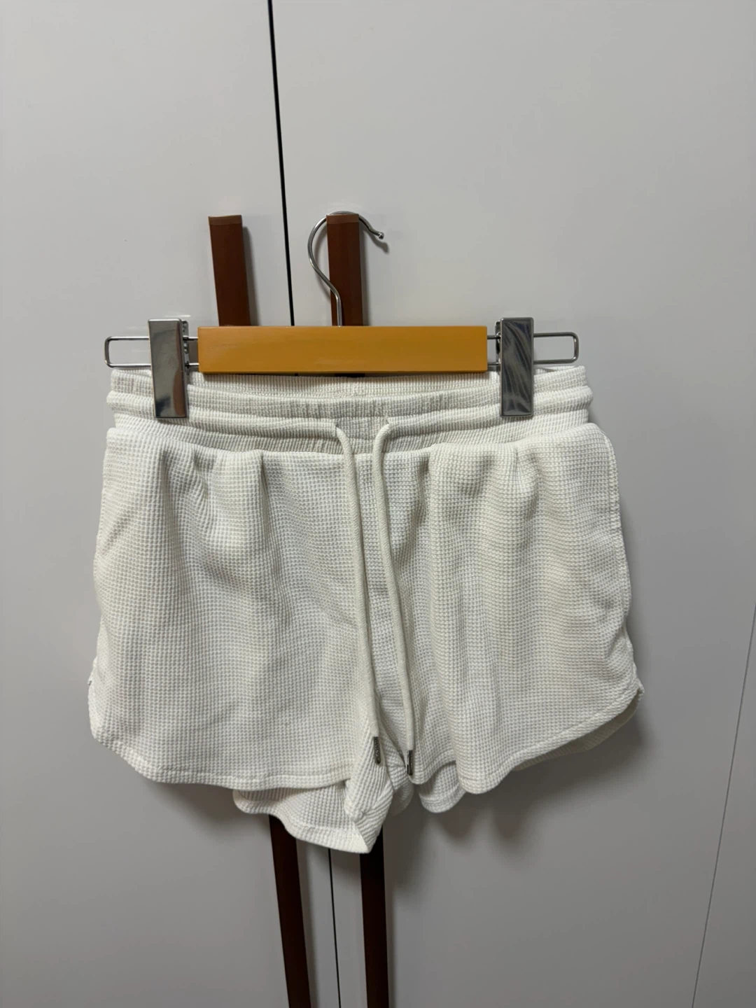 Garage White Waffle Knit Shorts - photo 3