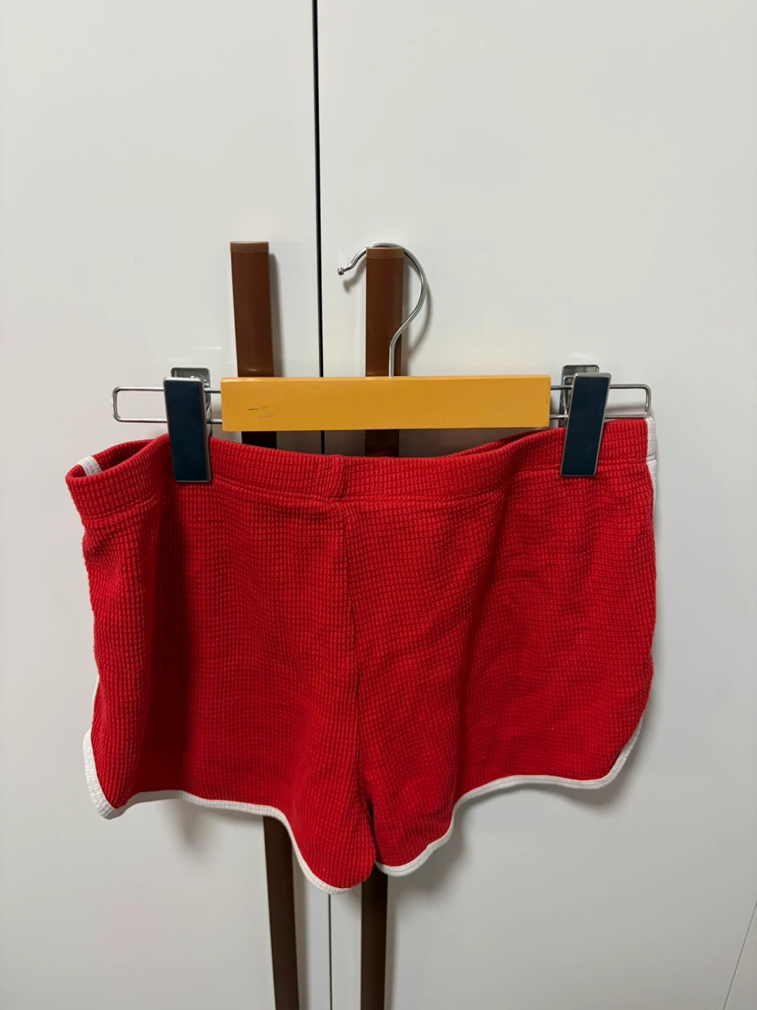 Tna Red Athletic Shorts Size S - photo 2