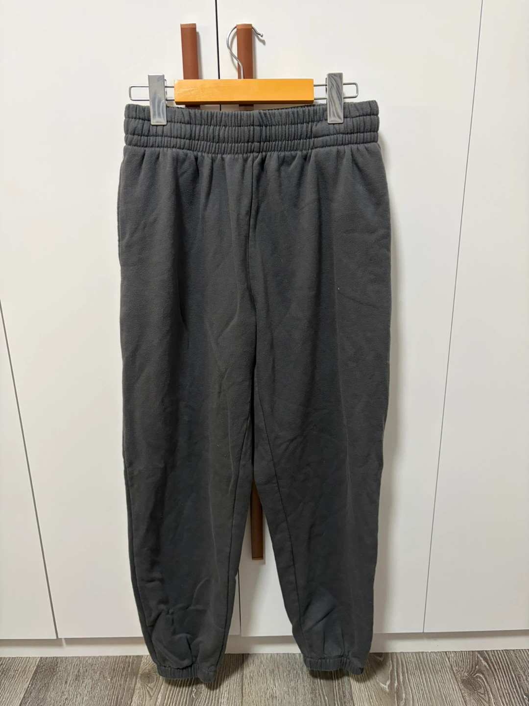 Garage Sweatpants - Charcoal Grey
