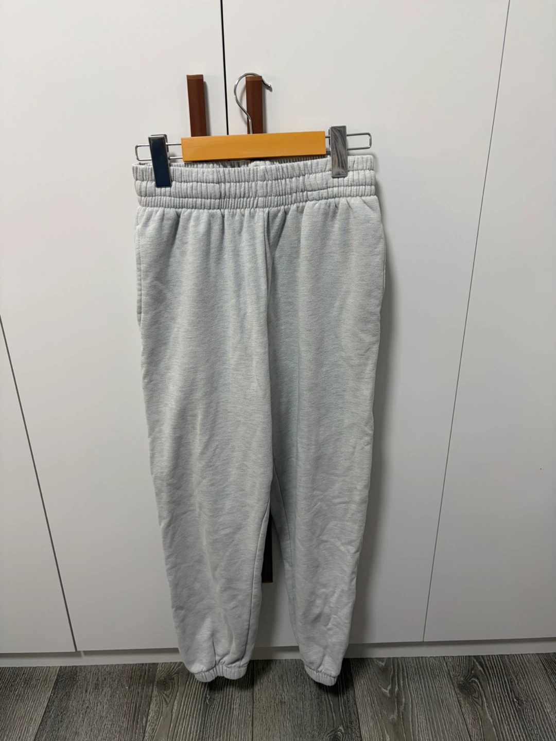 ARARAGE Grey Sweatpants