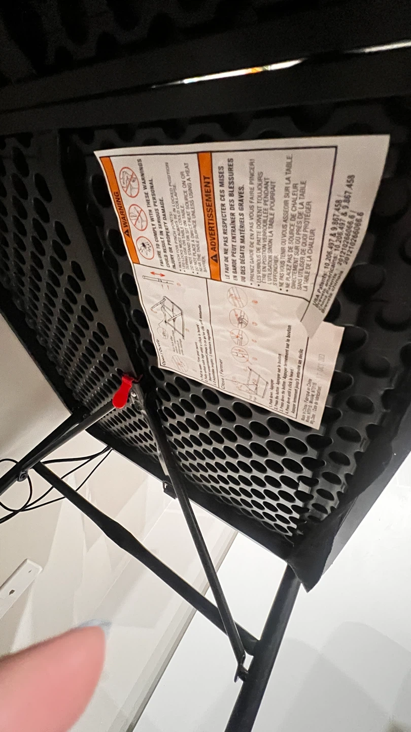 Folding Table + 2 Monitors + Very comfy chair - photo 5