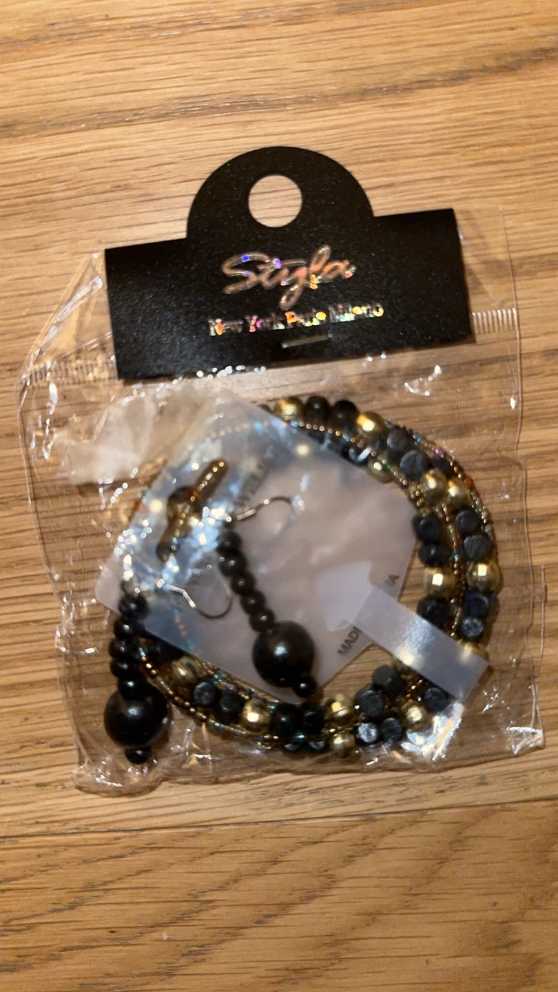 Style & Co Bracelet and Earring Set