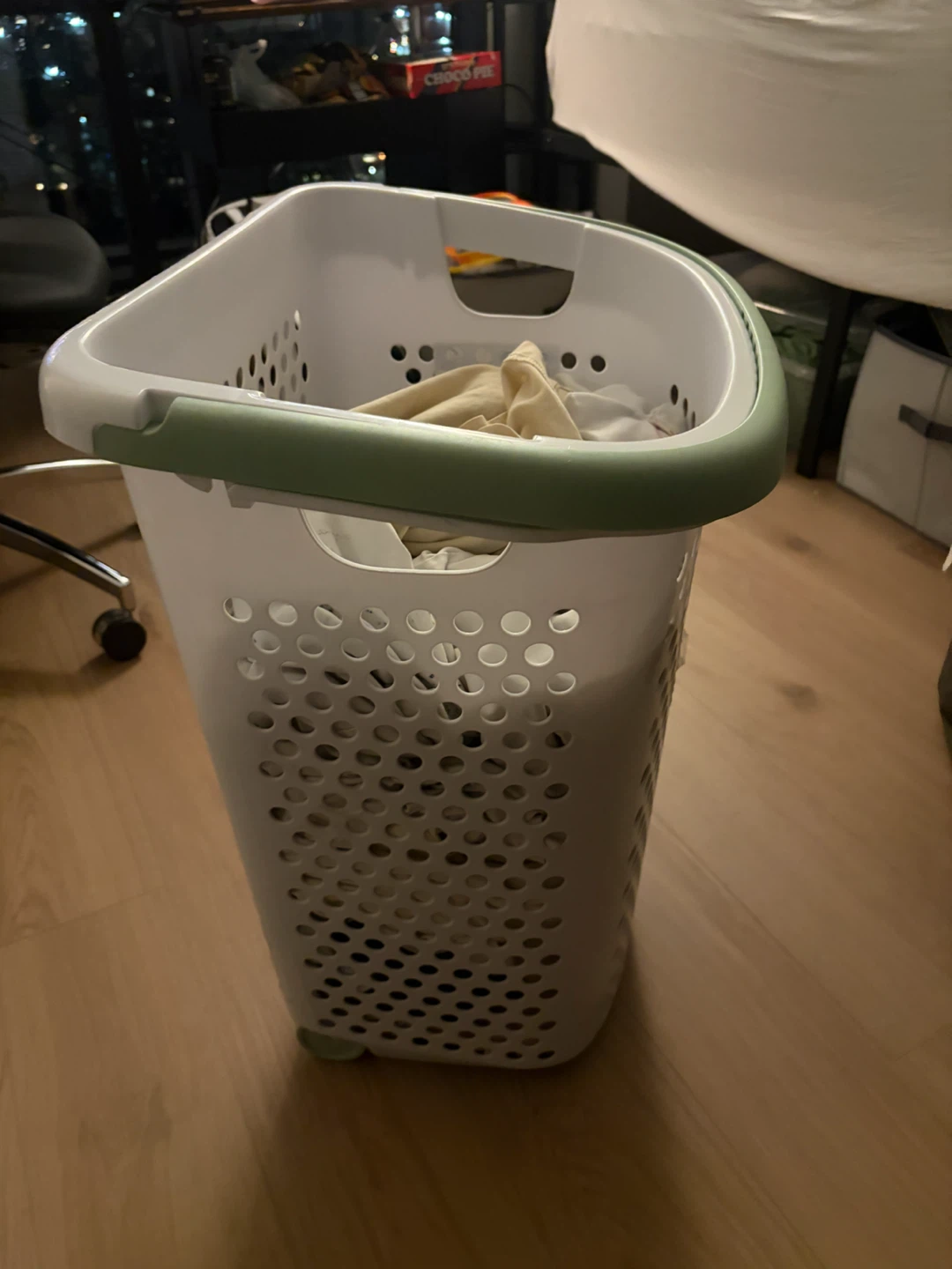 Laundry Kart with Wheels