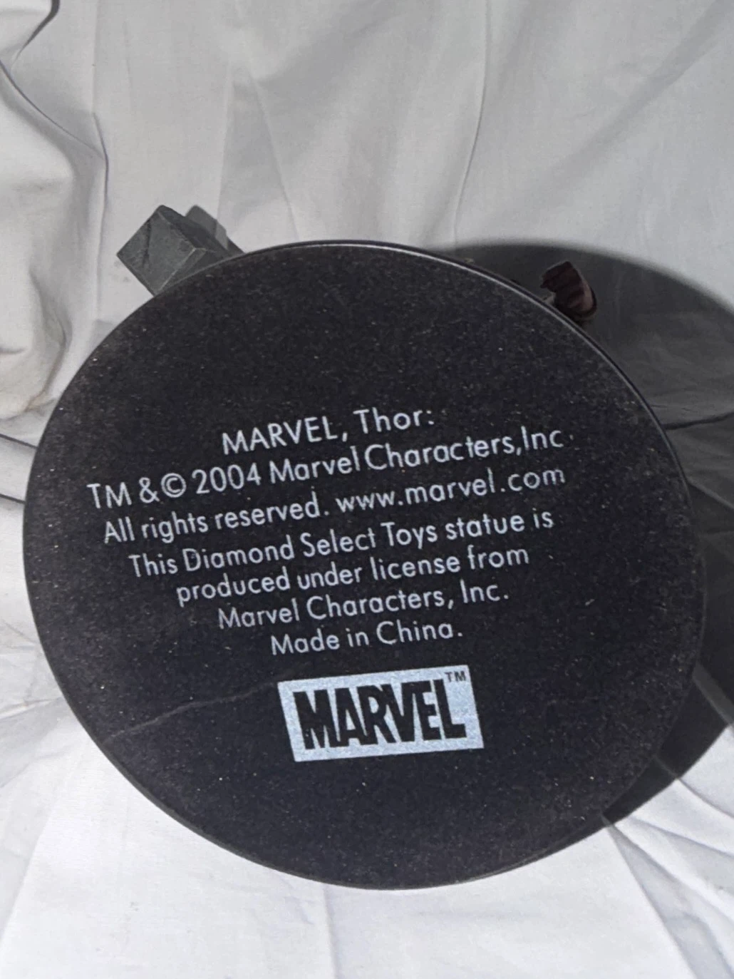 Marvel 1602 Thor Limited Edition Collectible Statue - photo 5