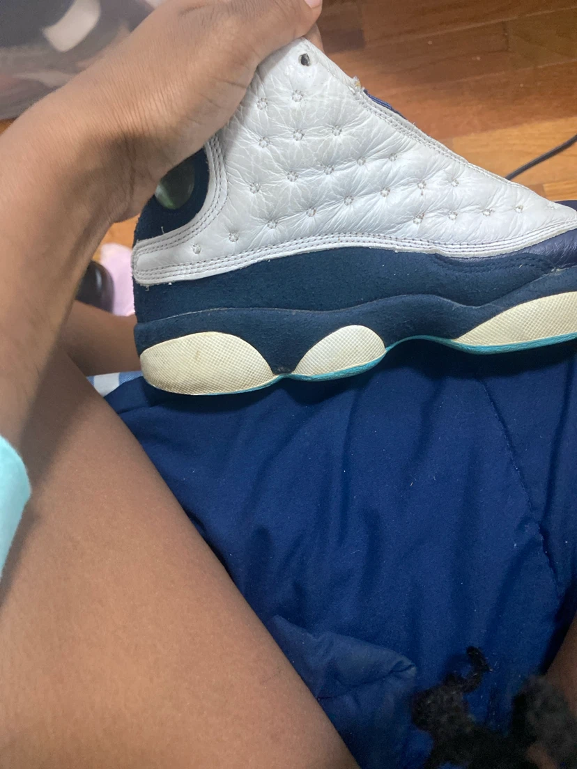 Jordan’s blue and white - photo 4