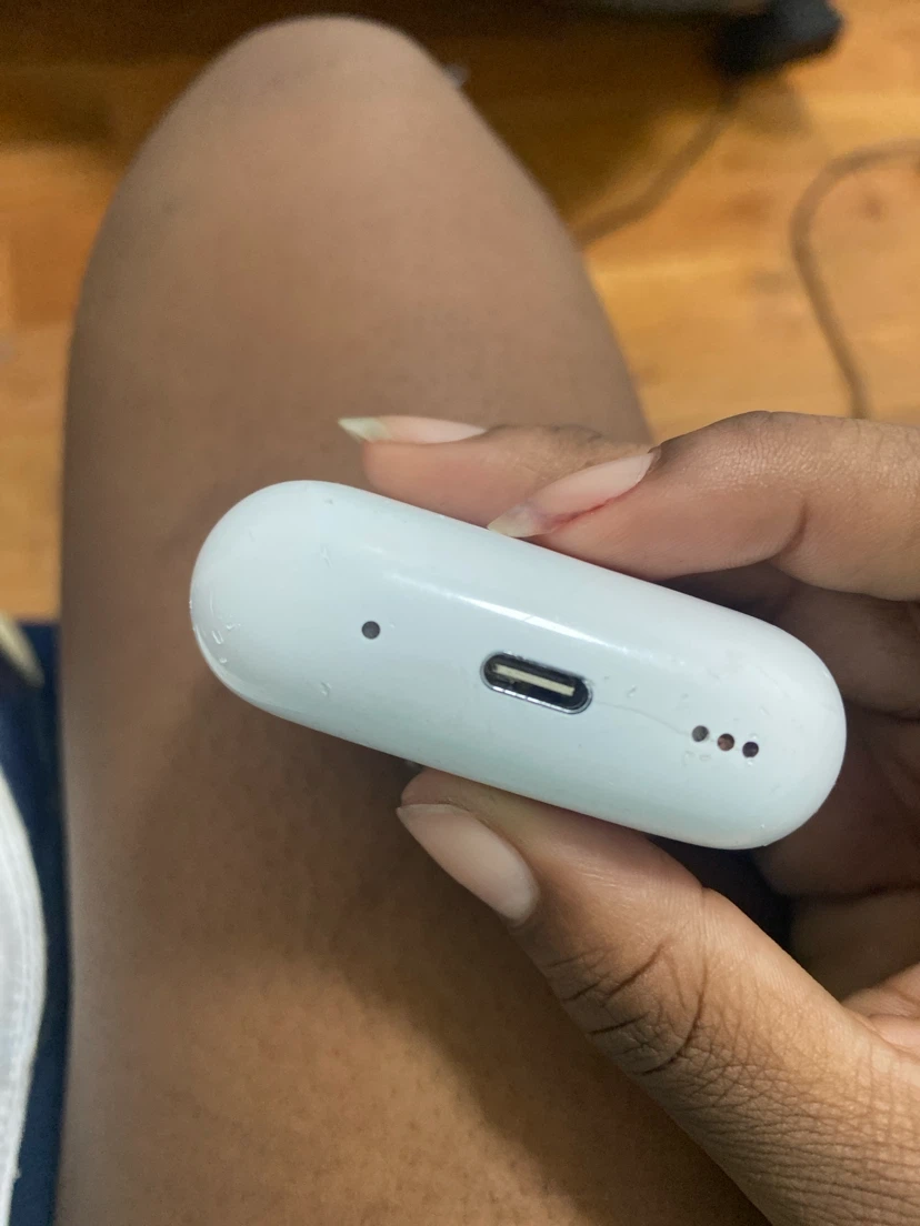 Apple AirPods Pro (2nd generation) - photo 3