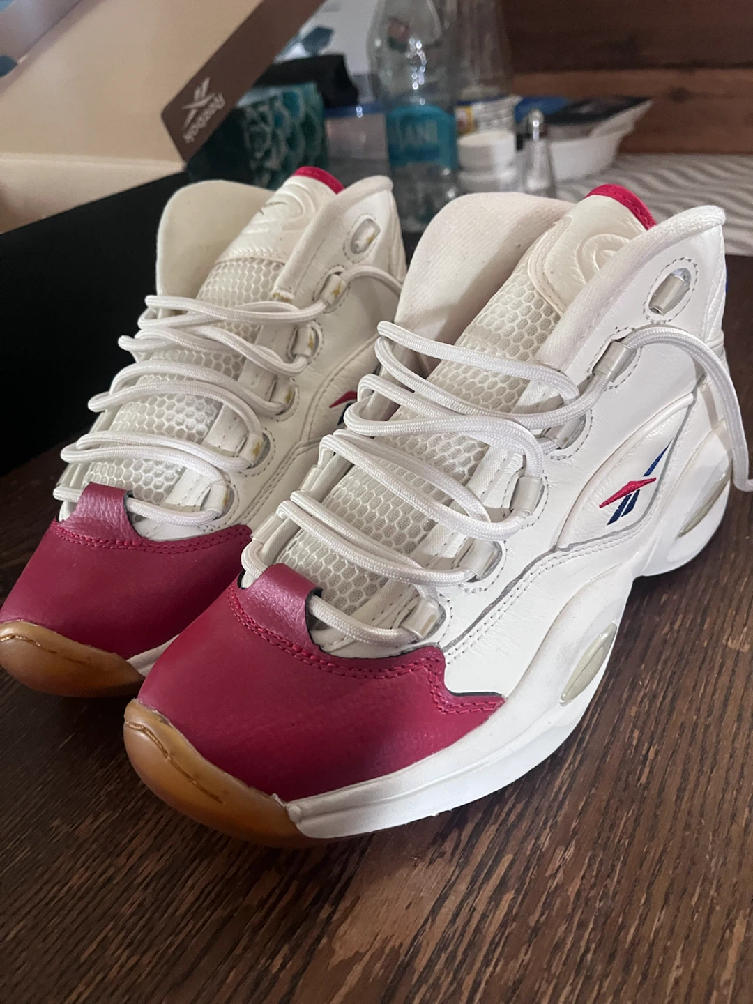 iverson question mid size 8 shoes - photo 2