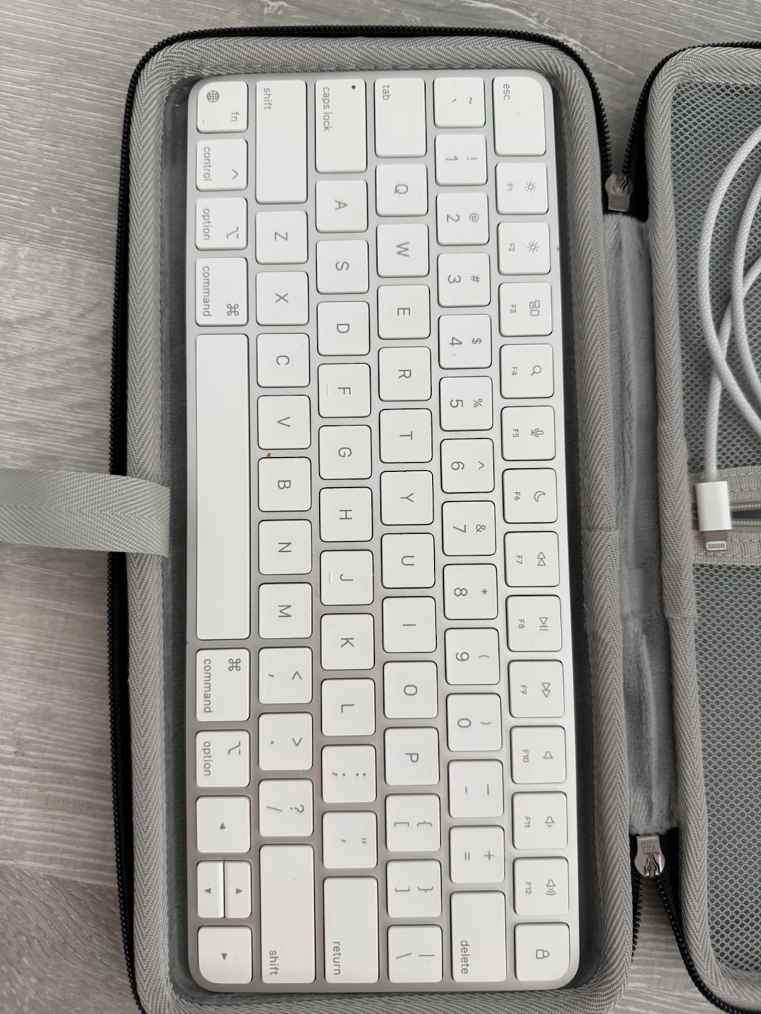 Apple Magic Keyboard with Case - photo 2