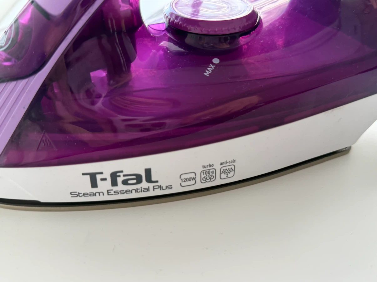 T-fal Steam Essential Plus Iron - Purple - photo 2