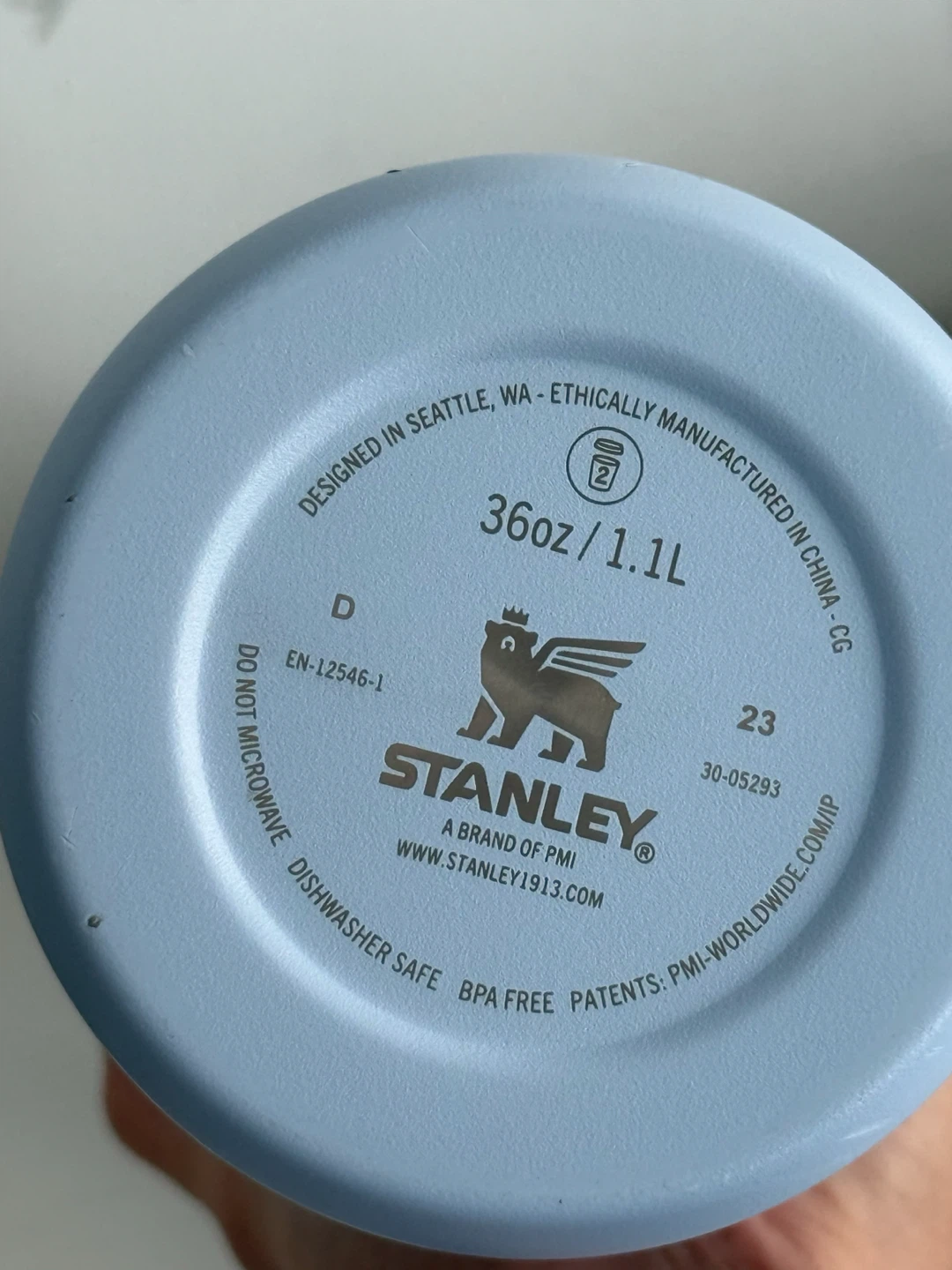 Stanley Aerolight Water Bottle 36oz - photo 3