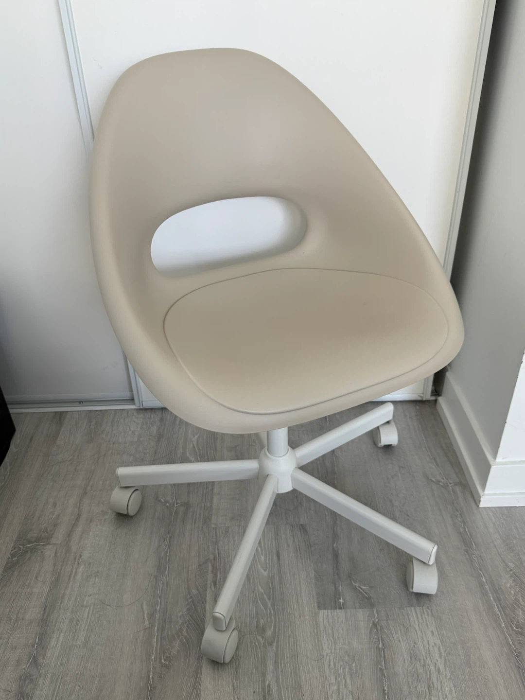 White and Tan Swivel ikea Office Chair