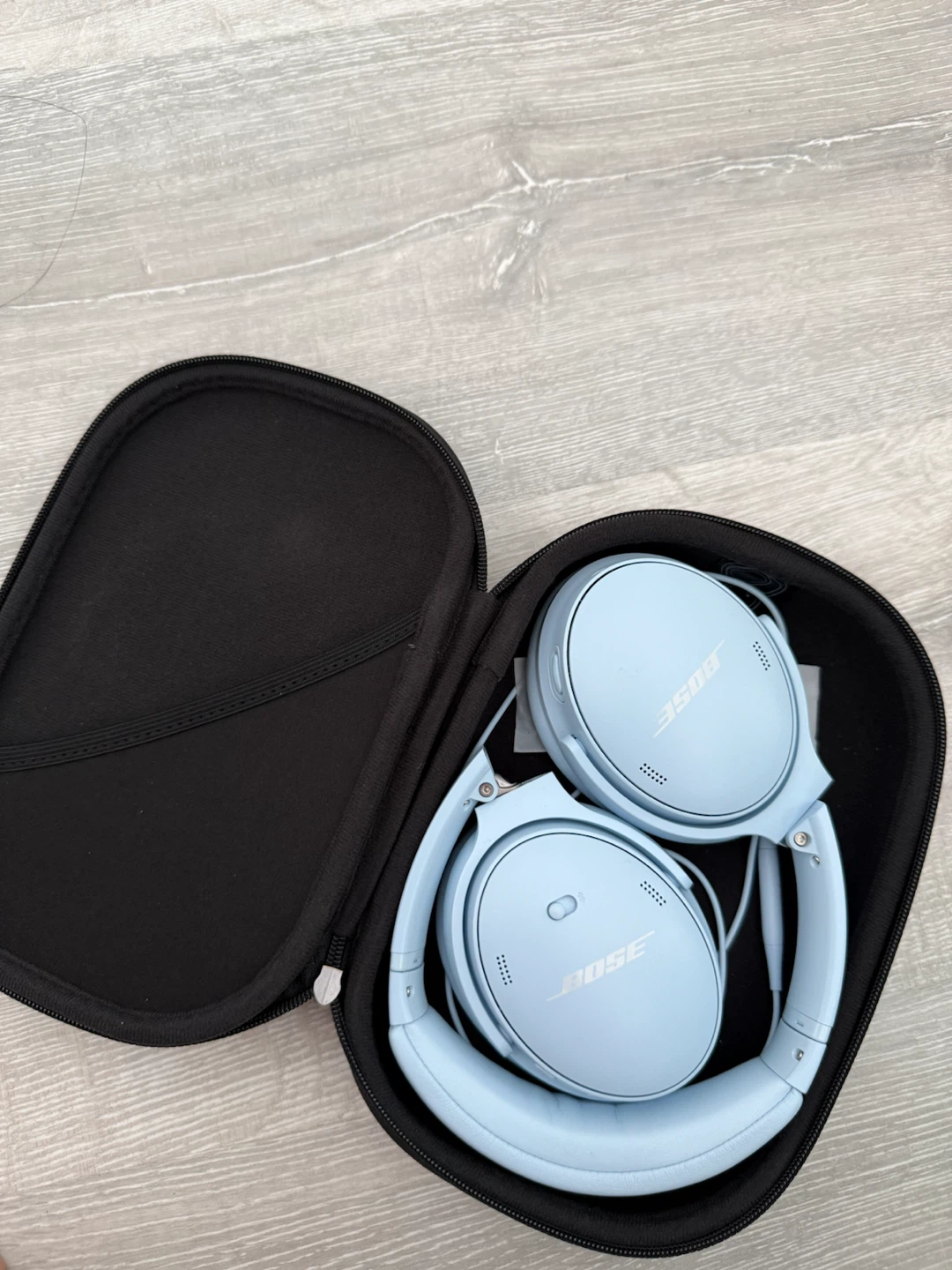 Bose QuietComfort 35 II Light Blue Noise Cancelling Headphones