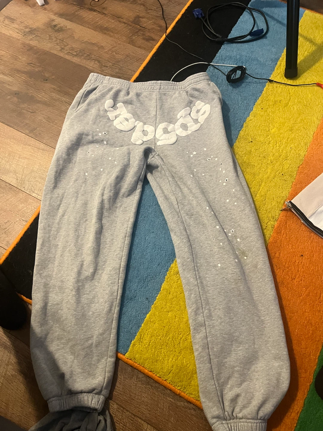 Grey sp5der pants