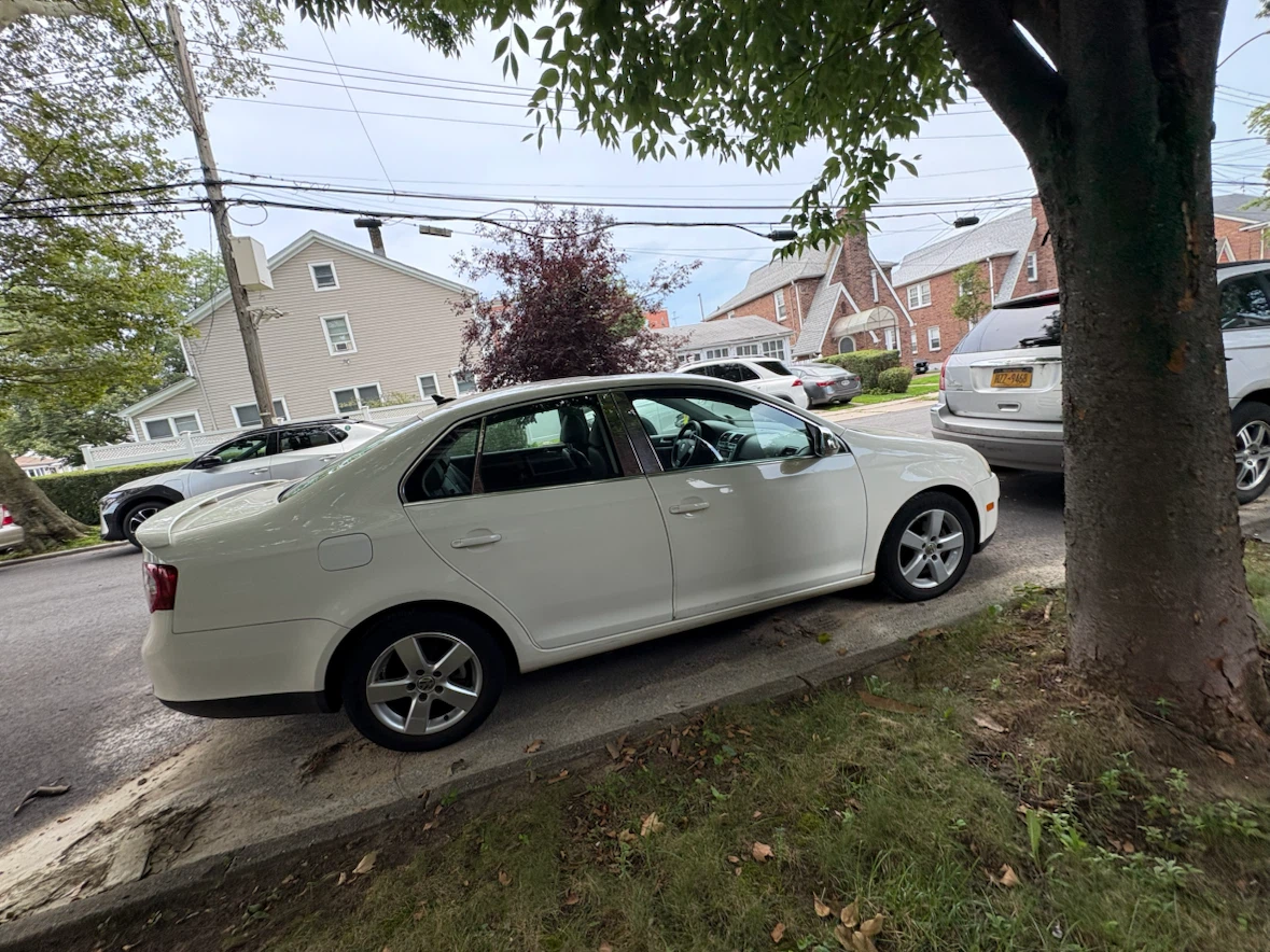 2009 Volkswagen jetta SE sedan - photo 4
