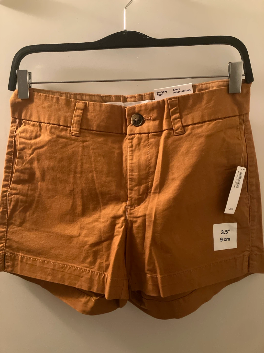 Old Navy Everyday Shorts - Size 2