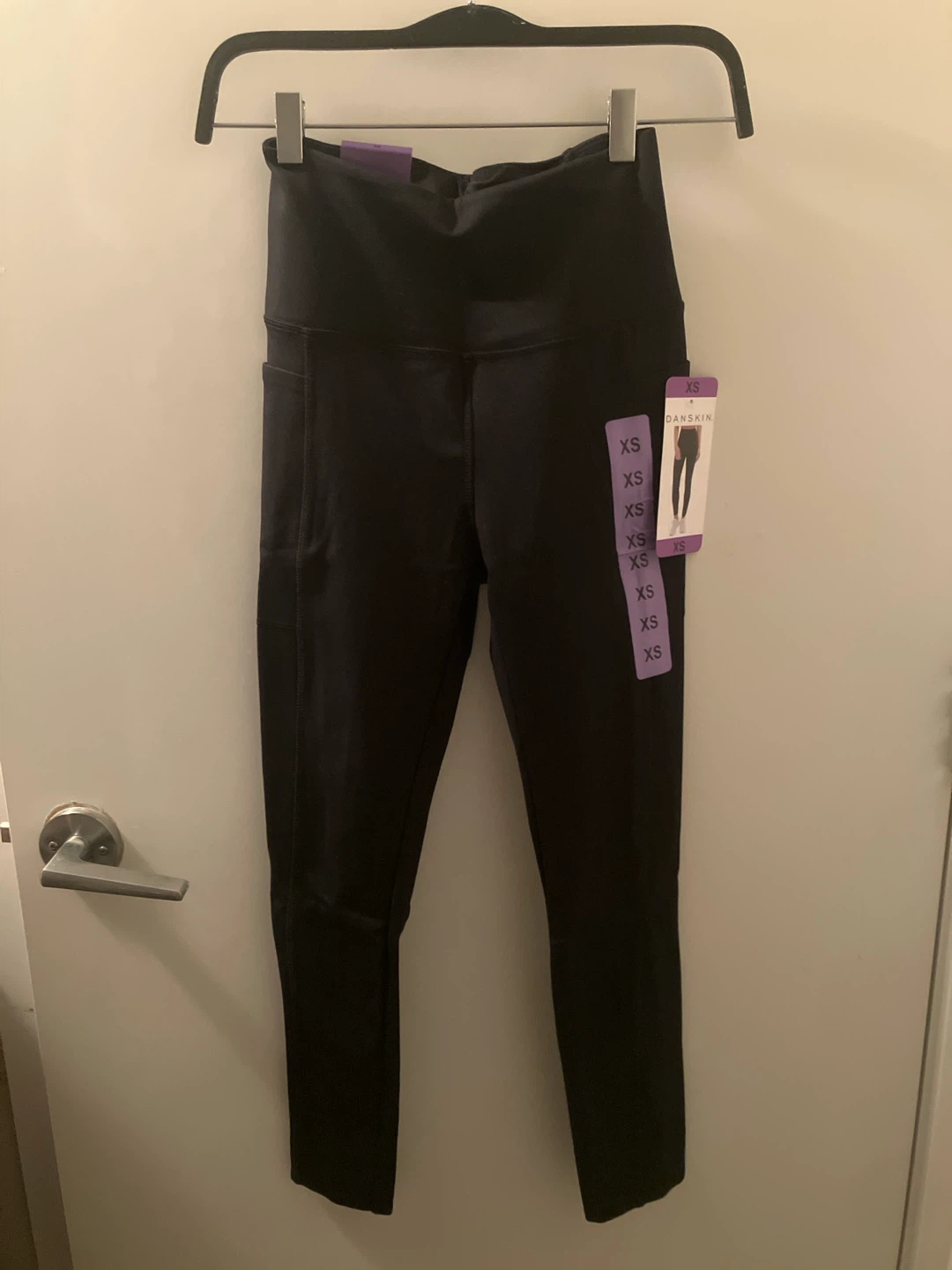 Danskin Black Pocket Leggings XS