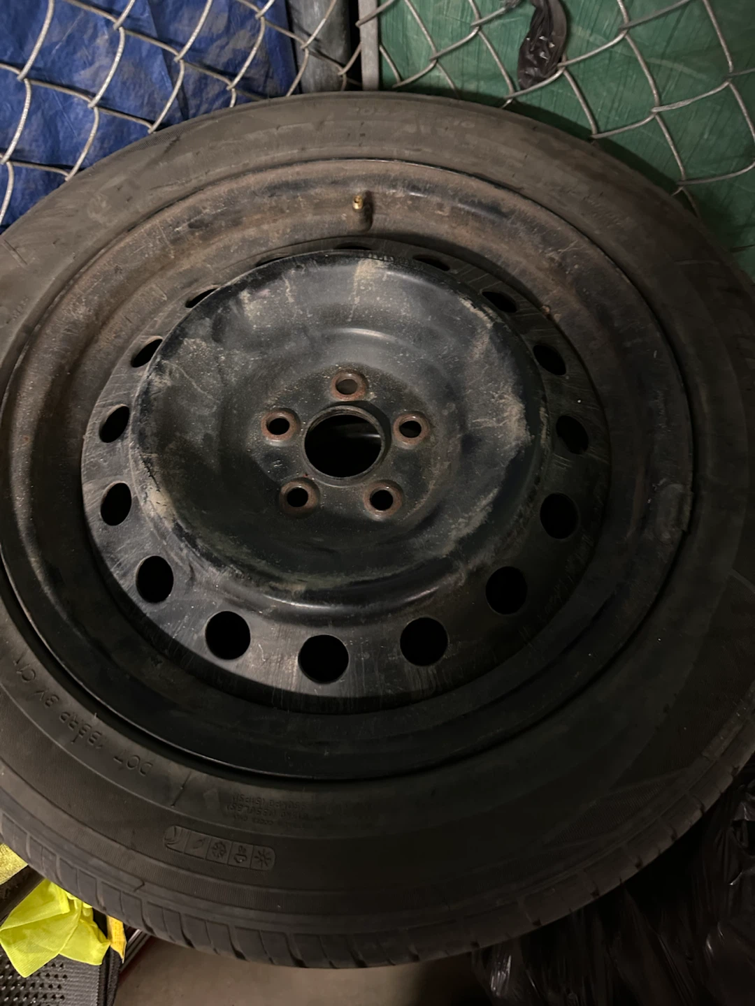 205/55R16 tire w rims