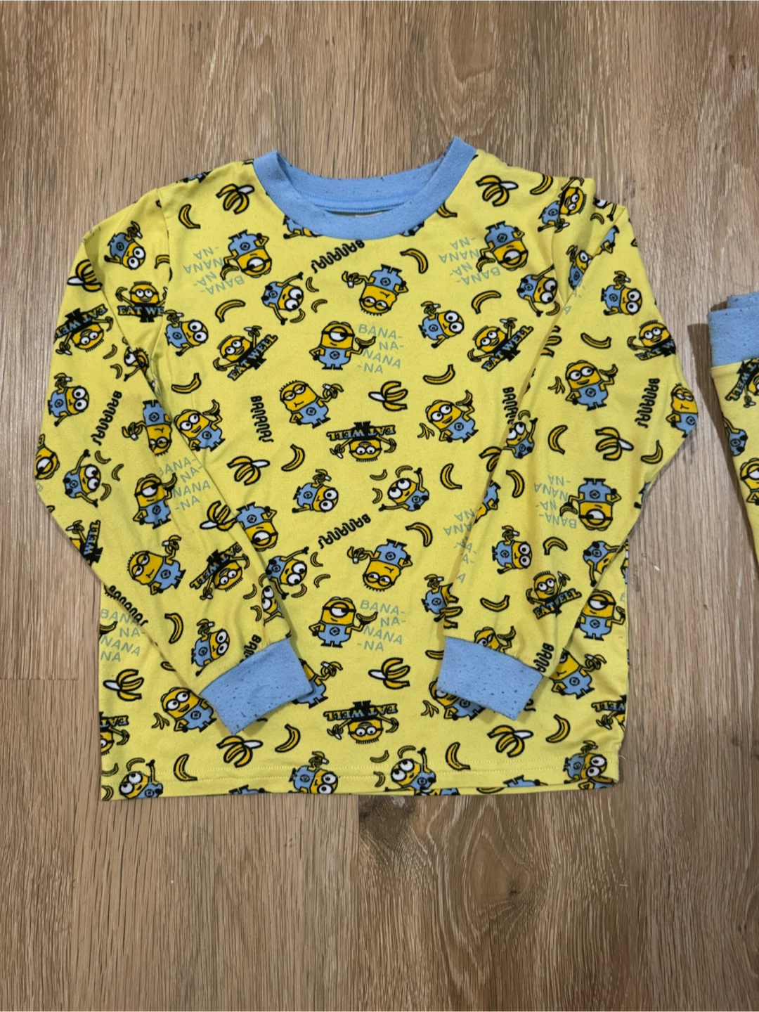 Minions Pyjamas Set for Kids Size 5T - photo 2